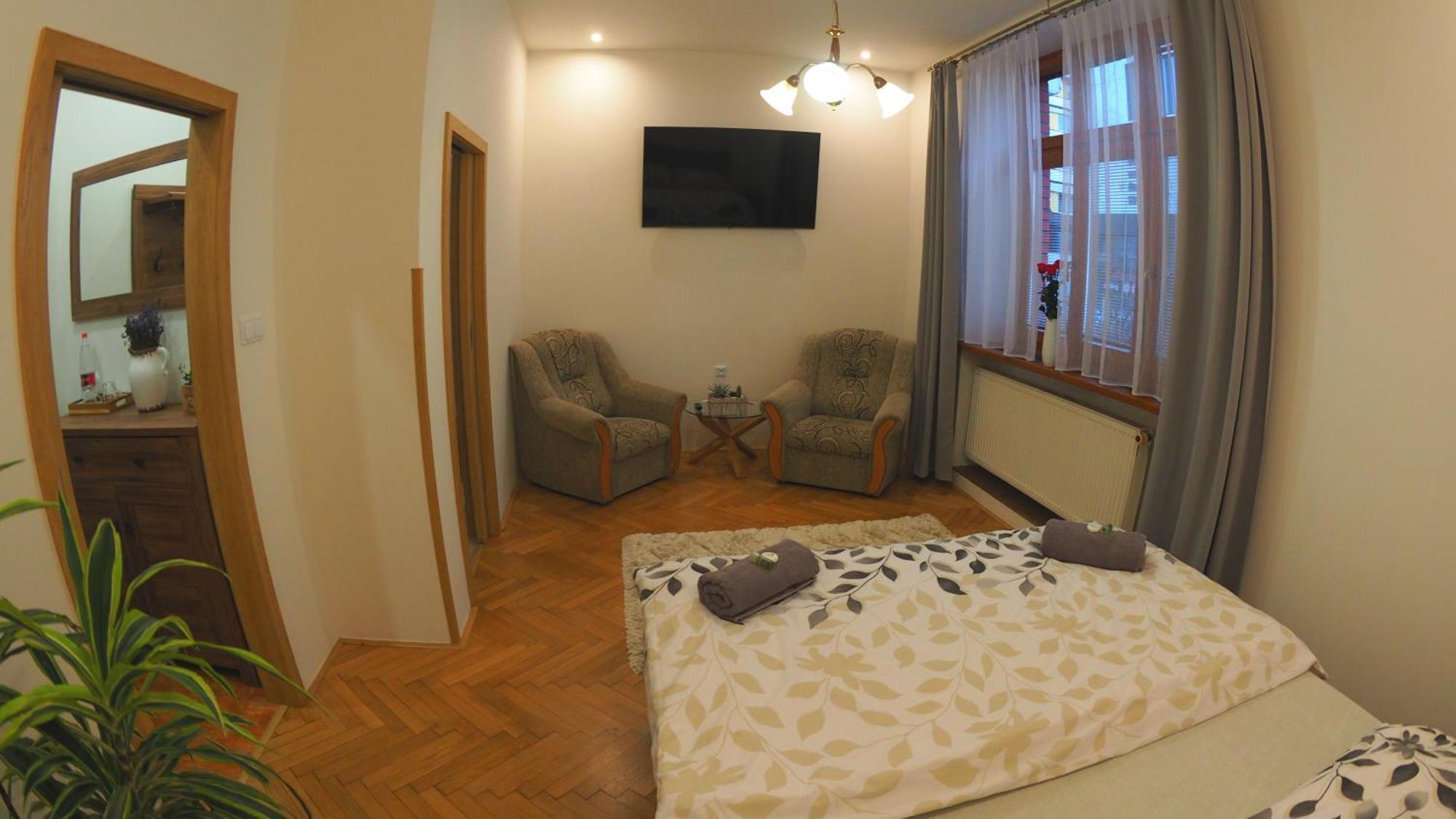 Hotel Britannia Vsetin Exterior photo